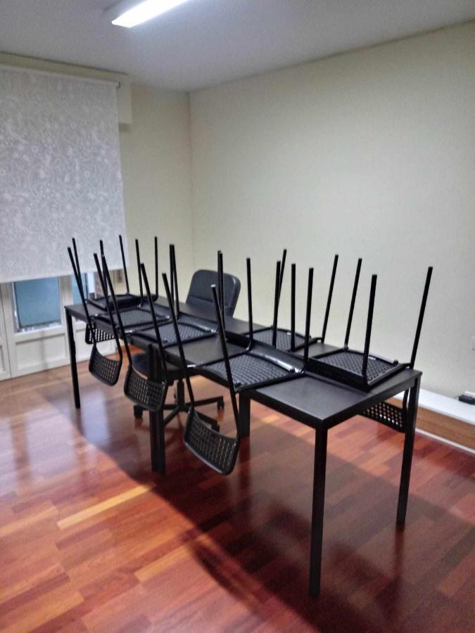 Residencia 12 Octubre Bed & Breakfast Madrid Exterior photo