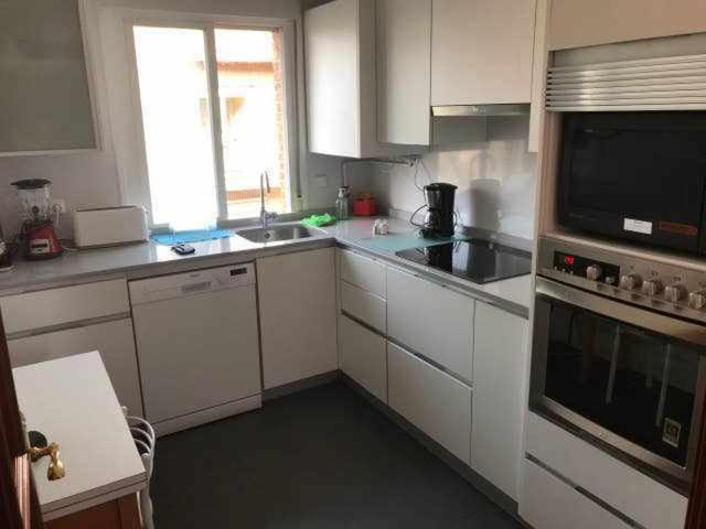 Residencia 12 Octubre Bed & Breakfast Madrid Exterior photo